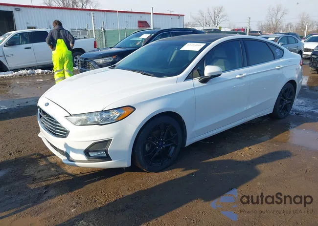 3FA6P0HD3KR249205: 44338941