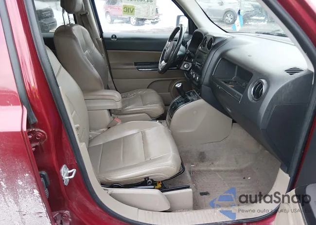 1C4NJPCB5ED643405: 44340026