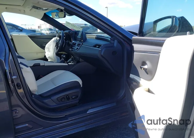 58ADZ1B16NU135751: 44340174