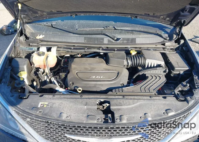 2C4RC1BG5HR571841: 44340321