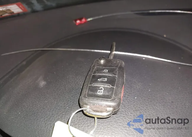 WVGAV7AX5FW614957: 44340370