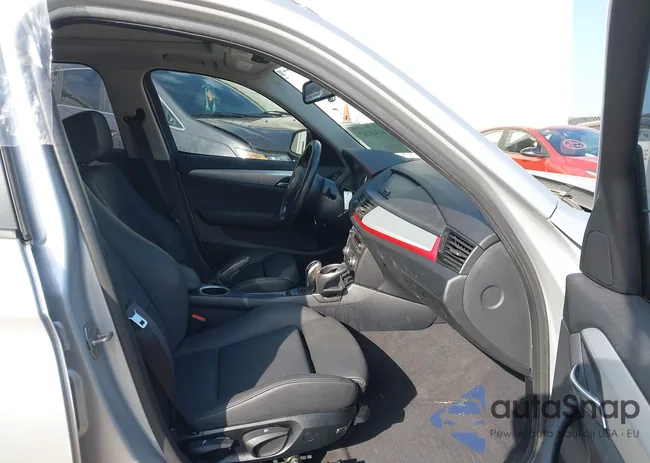 WBAVM1C52FV317892: 44340387