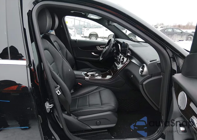 WDC0G4KB6HF235104: 44340498