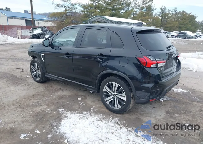 JA4ARUAUXNU015733: 44339574