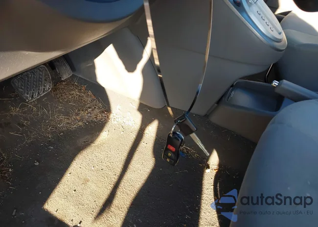 3N1AB61E49L627556: 44339769