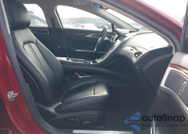 3LN6L2GK6GR626825: 44339842