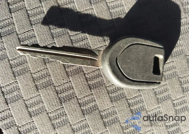 ML32A3HJ1KH012623: 44339944