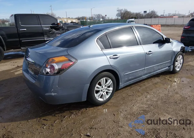 1N4AL2AP5CC116239: 44341252