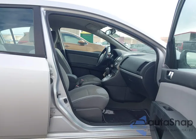 3N1AB6AP2CL695329: 44341353