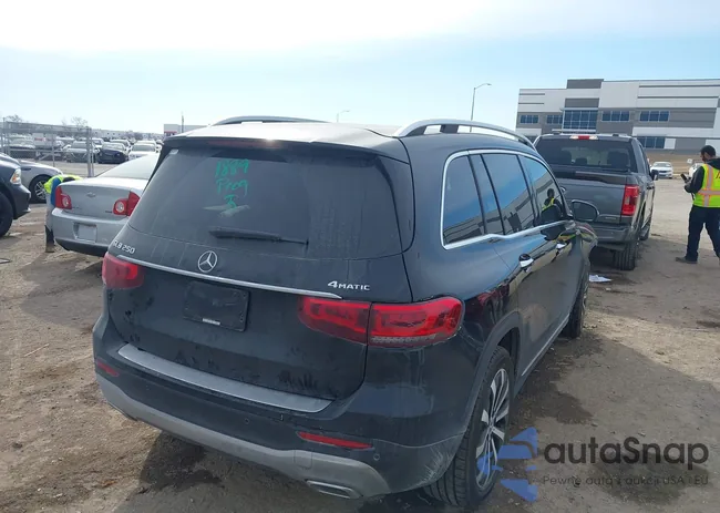 W1N4M4HB7PW277036: 44341540