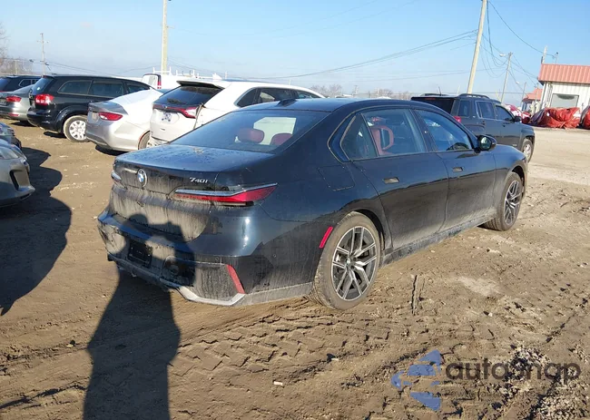 WBA33EH01SCV39182: 44340573