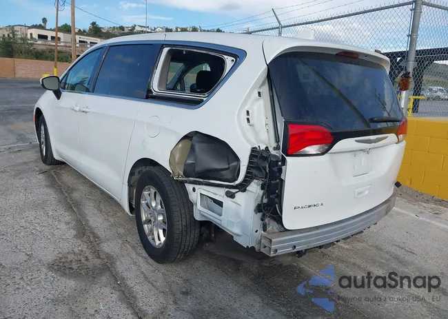 2C4RC1DG1HR522147: 44340851