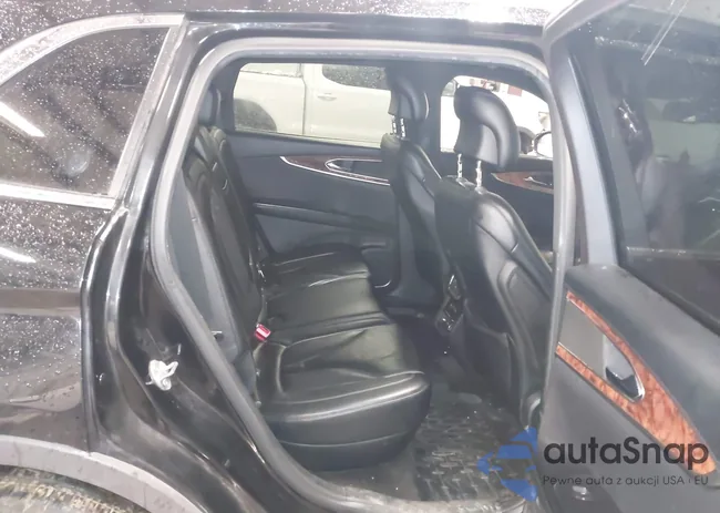 2LMPJ8KR1JBL13855: 44341971