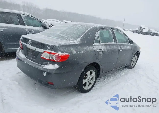 2T1BU4EE5DC061560: 44342243