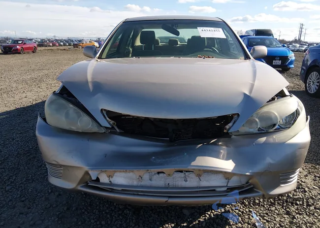 4T1BE32KX5U519952: 44342455