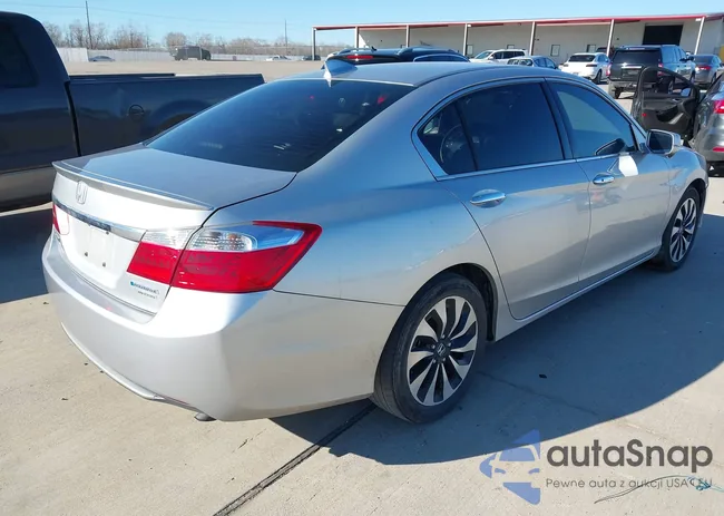 1HGCR6F70EA001419: 44342460