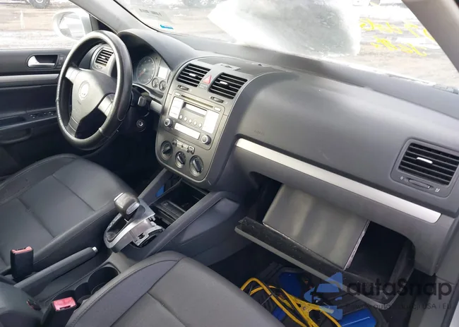 3VWEF81K57M185136: 44341663