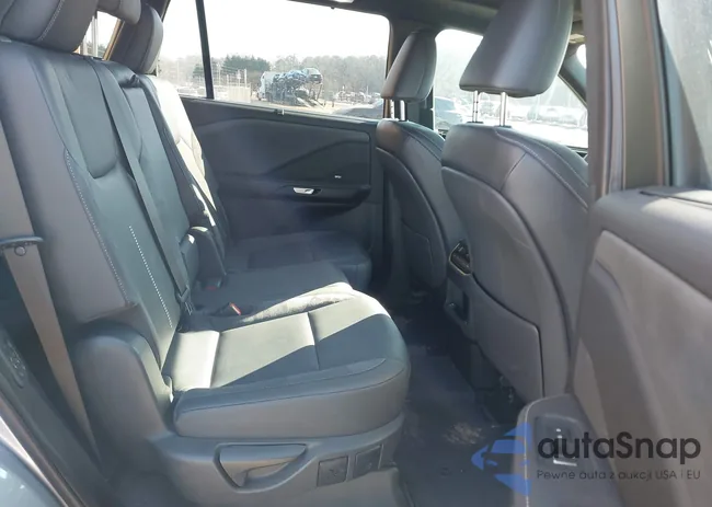 5TDAAAB6XRS002647: 44341701