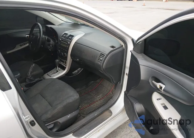 2T1BU4EE4AC453991: 44341941