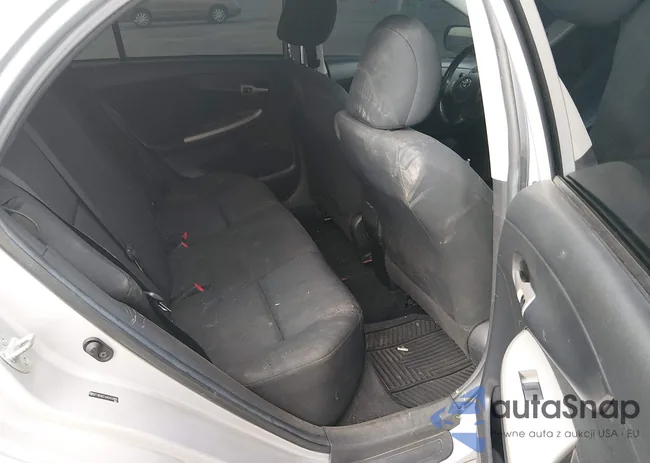 2T1BU4EE4AC453991: 44341941