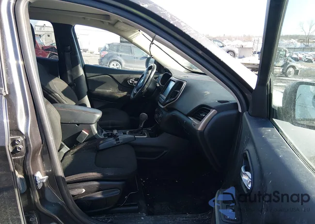 1C4PJMCB5GW316646: 44343017