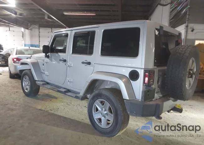 1J4HA7H11BL600379: 44343057