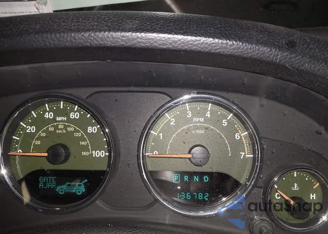 1J4HA7H11BL600379: 44343057