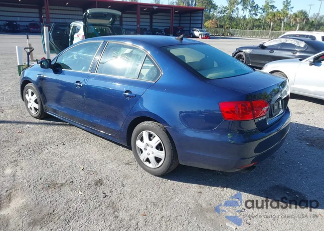 3VWD07AJ2EM392837: 44343158