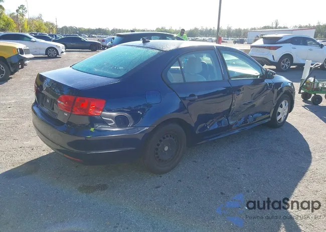 3VWD07AJ2EM392837: 44343158