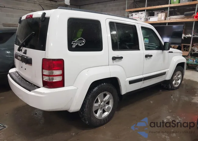 1C4PJMAK8CW217204: 44343160