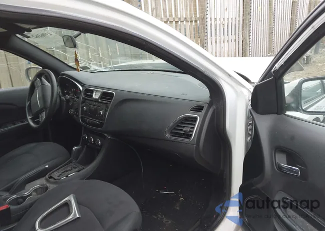 1C3CCBAB9EN231137: 44343213