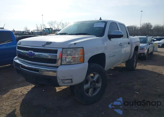 3GCPKSE32BG221489: 44343227