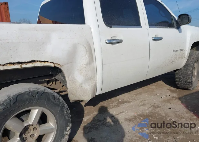 3GCPKSE32BG221489: 44343227