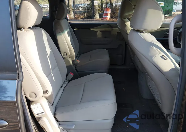 KNDMB5C1XF6065635: 44343248