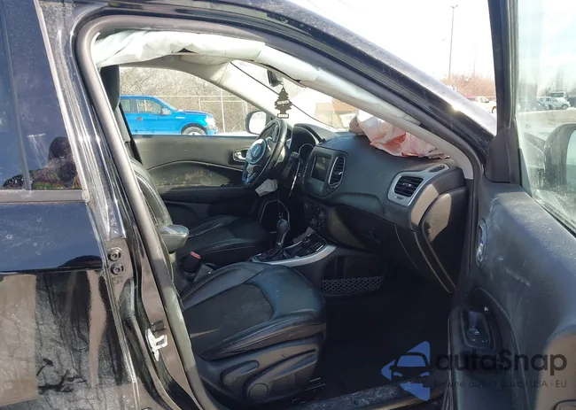 3C4NJDBB8LT153869: 44343340