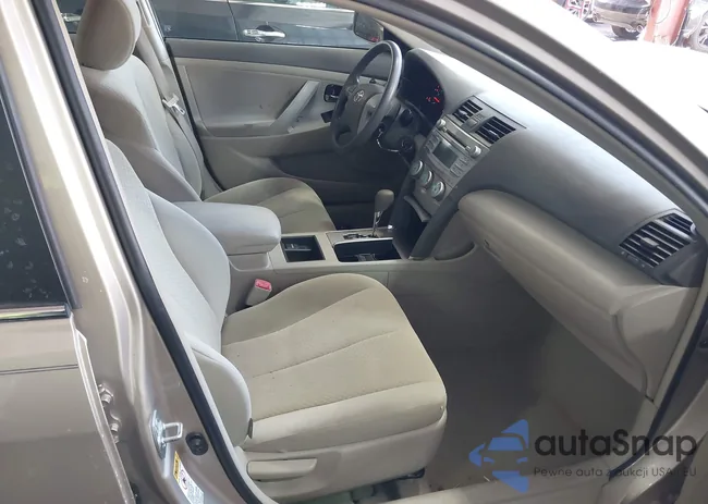 4T1BE46K17U610630: 44343443