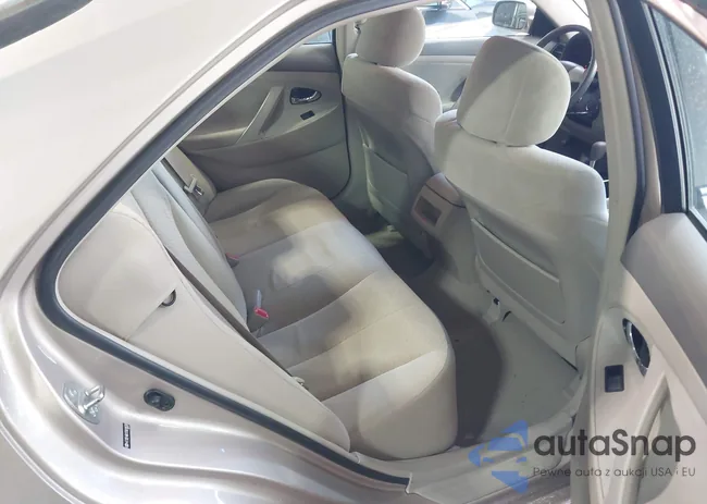 4T1BE46K17U610630: 44343443