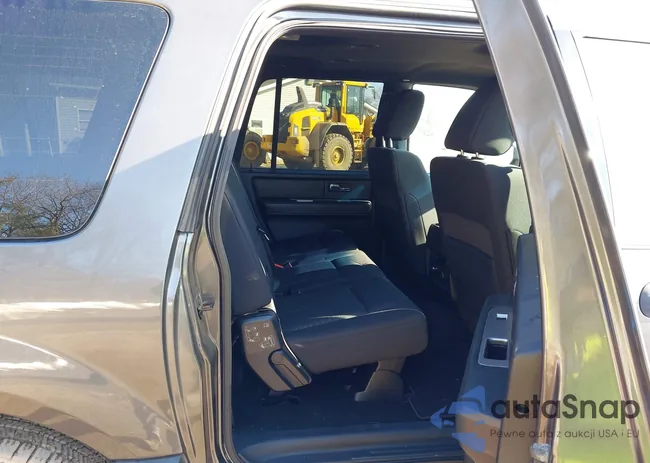 1FMJK1FT1HEA71126: 44343519