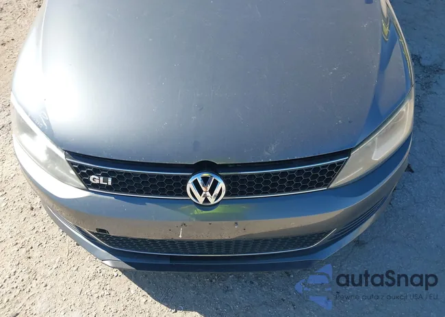 3VW4T7AJ8DM450536: 44342633