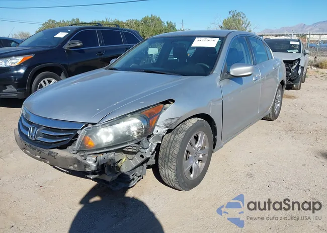 1HGCP2F66CA217312: 44342638