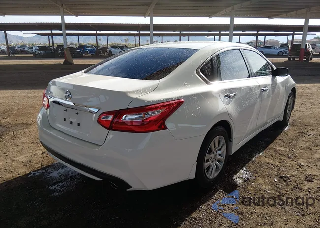 1N4AL3AP5GC289903: 44342730