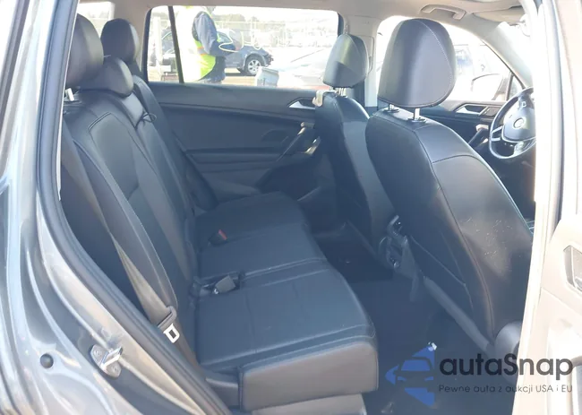 3VV2B7AX3KM034989: 44342843