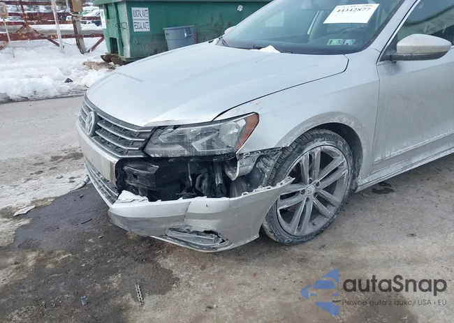 1VWAT7A30GC061108: 44342877