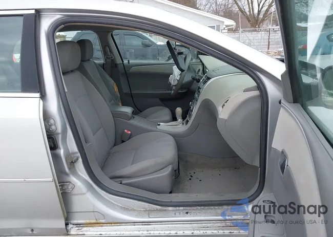 1G1ZG57B99F227813: 44344047