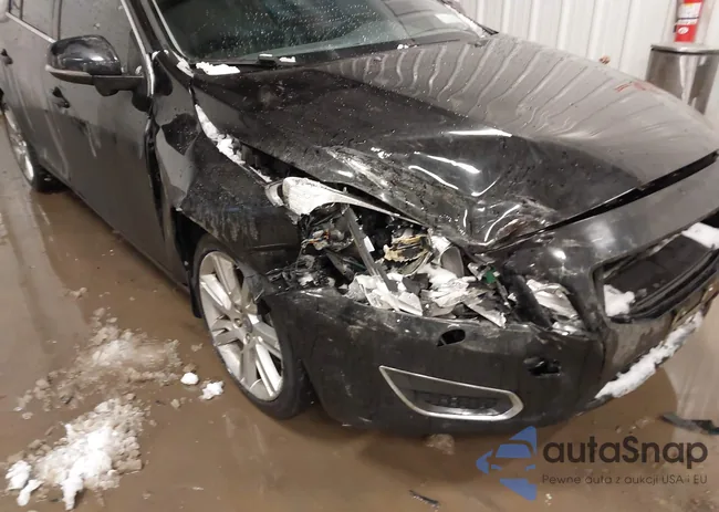 YV1622FS1C2092893: 44344057