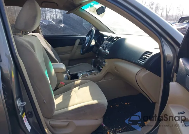 5TDZK3EH1CS058945: 44344150