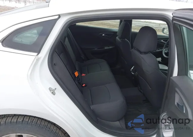 1G1ZE5ST6HF171480: 44344257