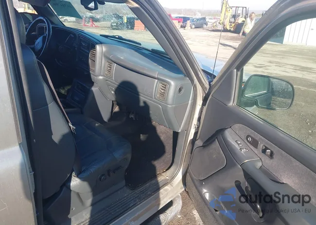 1GCHC23162F222343: 44344266