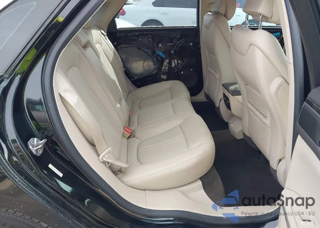 3LN6L2G97GR625650: 44344289