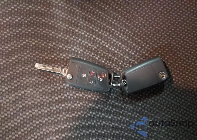 3VWC57BU6KM072048: 44344297